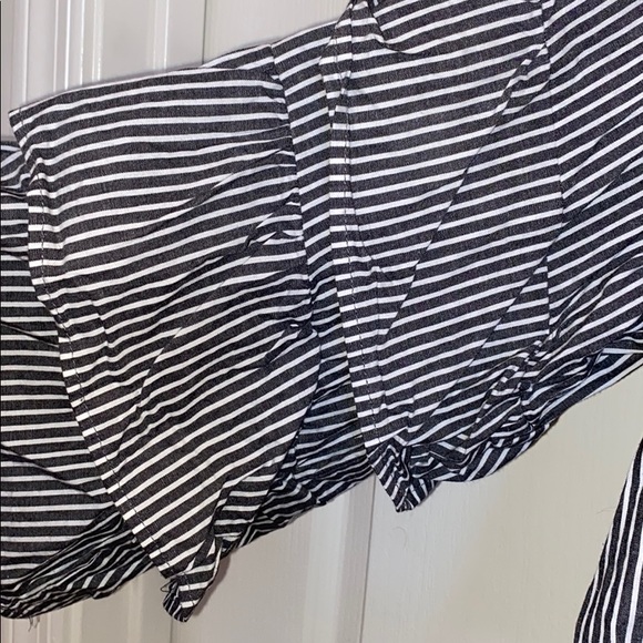 Flutter long sleeve tunic Size 3X Ava&Viv gray - Picture 2 of 4